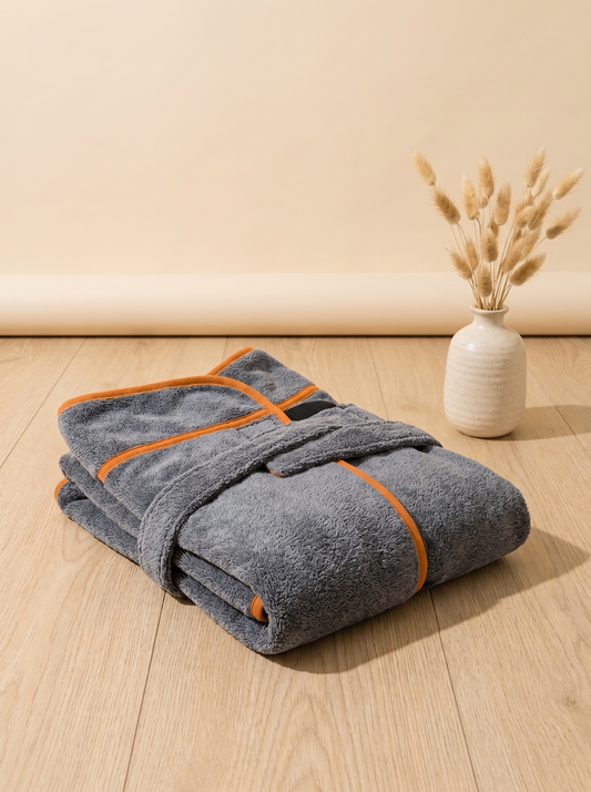 NOORYN CloudDry dog drying robe in storm grey, premium product photograph